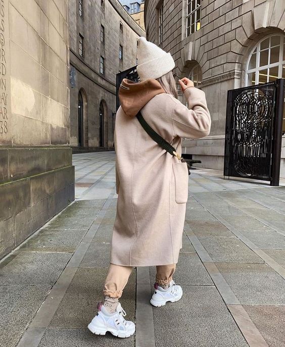 Stílusiskola: Téli outfitek sportcipővel -  -  - divat, outfit, sportcipő, stílus, 