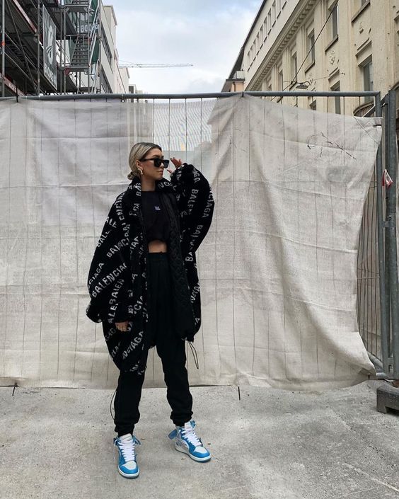 Stílusiskola: Téli outfitek sportcipővel -  -  - divat, outfit, sportcipő, stílus, 