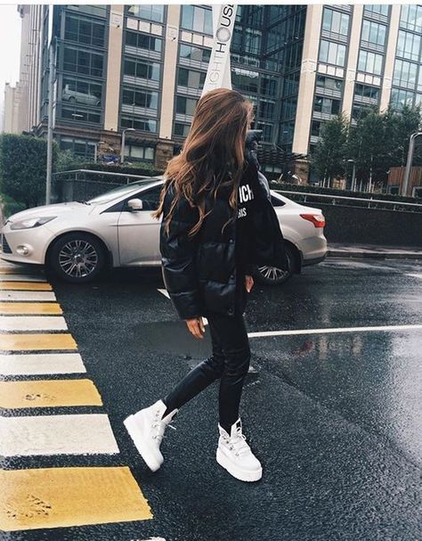 Stílusiskola: Téli outfitek sportcipővel -  -  - divat, outfit, sportcipő, stílus, 