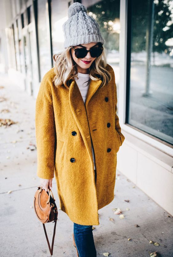 Stílusiskola: mustársárga - így tűnj ki a tömegből januárban -  -  - divat, mustársárga, outfit, sárga, stílus, 