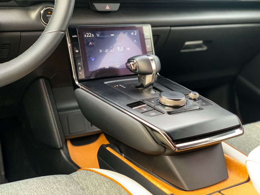 Az autó, amely nem elektromos akart lenni, de az lett – Mazda MX-30 - Autó & Motor - MOBILITY - elektromos mazda, mazda mx-30, mazda mx30 teszt, mx30 teszt,