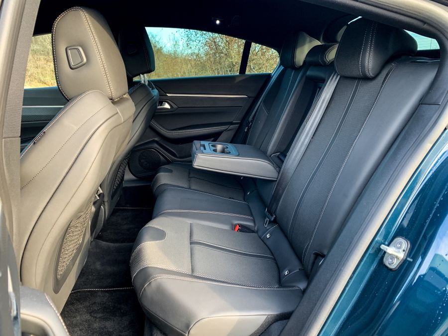 Zongorázd a különbséget – Peugeot 508 1.6 PureTech PHEV FWD GT Line - Autó & Motor - MOBILITY - 508 phev gt-line teszt, 508 teszt, peugeot 508 1%2C6gt line teszt, peugeot 508 teszt, 