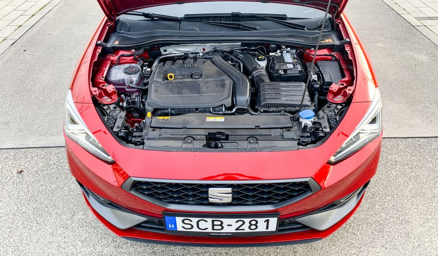 Leonparádé – Seat Leon kombi 1.5 TSI DSG mHEV - Autó & Motor - MOBILITY - 