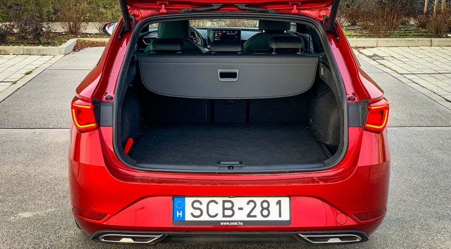 Leonparádé – Seat Leon kombi 1.5 TSI DSG mHEV - Autó & Motor - MOBILITY - 