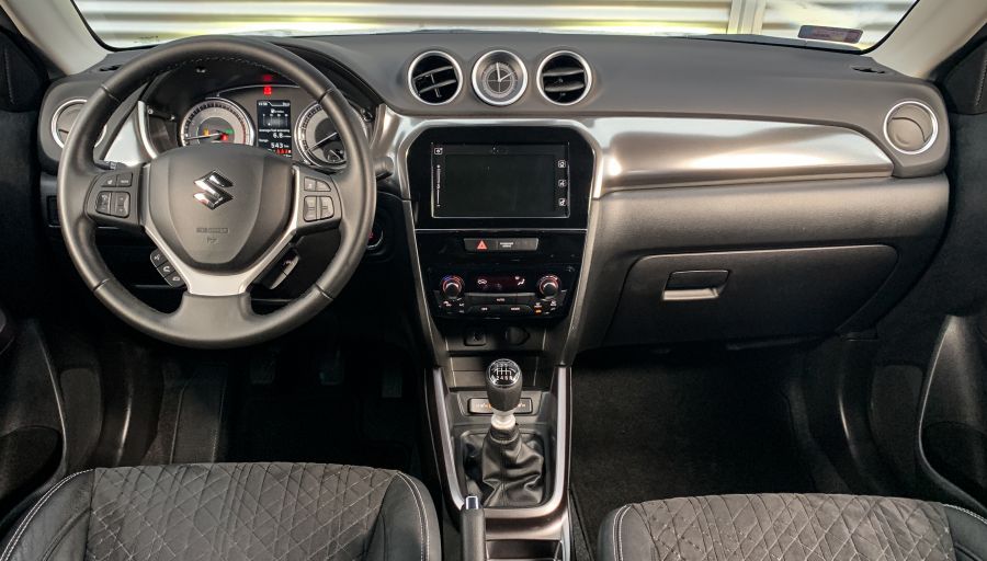 A nehéz kérdés – Suzuki SX4 S-Cross GLX vs. Suzuki Vitara GLX - Autó & Motor - MOBILITY - suzuki sx4 scross glx, suzuki teszt, suzuki vitara glx, vitara sx4 összehasonlító teszt, vitara vs sx4 scross teszt, 