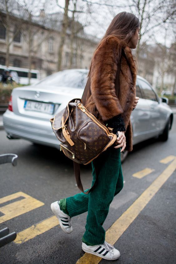 Stílusiskola: így viselj télen outfiteket barnával -  -  - barna, divat, outfit, stílus, 