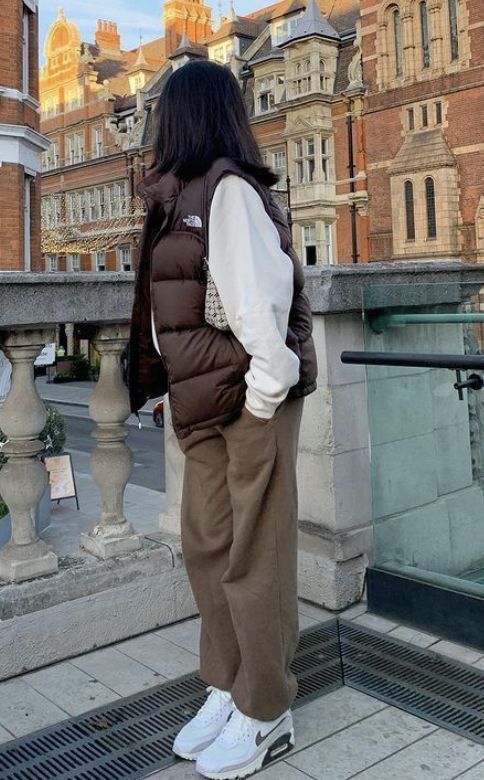 Stíluiskola: így viselj télen mellényeket -  -  - divat, mellény, outfit, stílus, tél, 