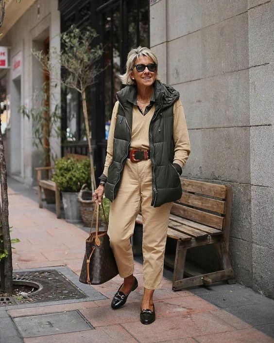 Stíluiskola: így viselj télen mellényeket -  -  - divat, mellény, outfit, stílus, tél, 