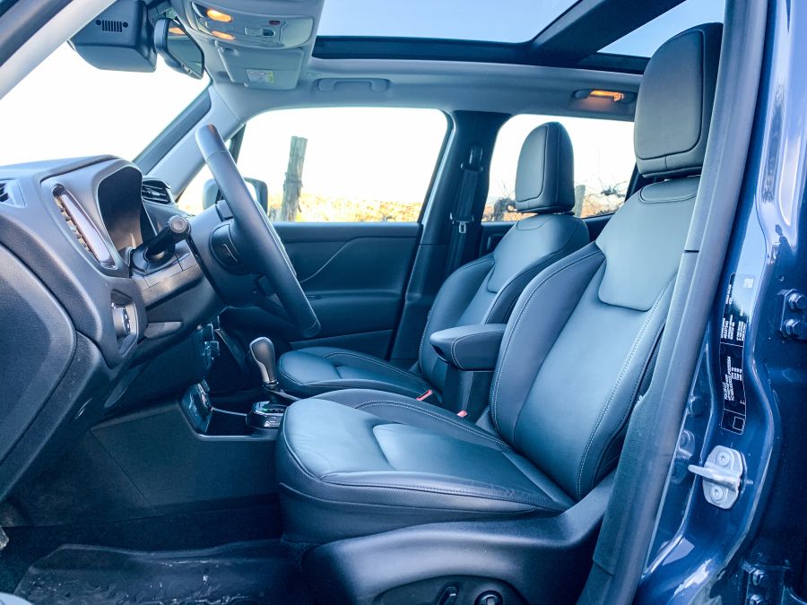 Felmenők génjei – Jeep Renegade 4xe – Plug-in Hybrid - Autó & Motor - MOBILITY - jeep renegade, jeep renegade 4xe teszt, jeep renegade plug-in hybrid teszt, renegade, renegade teszt, 