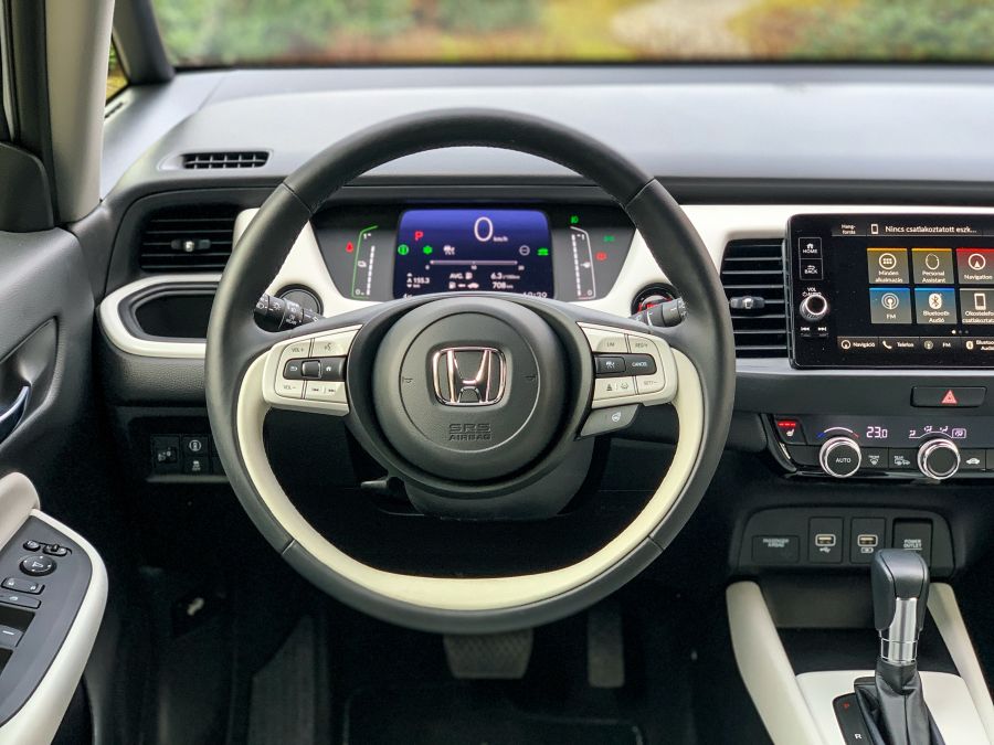 A divattal szemben – Honda Jazz e:HEV - Autó & Motor - MOBILITY - honda  jazz hybrid teszt, Honda Jazz, Honda Jazz 2020 teszt, jazz e%3AHEV teszt, 