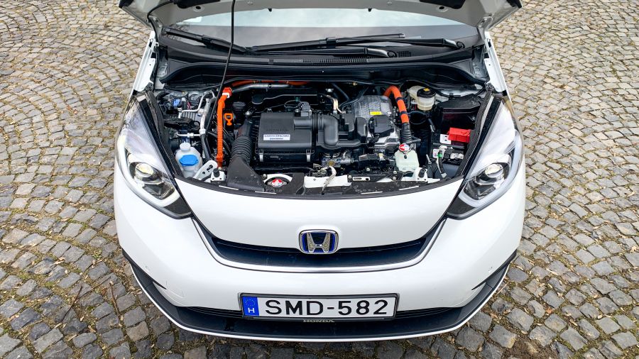 A divattal szemben – Honda Jazz e:HEV - Autó & Motor - MOBILITY - honda  jazz hybrid teszt, Honda Jazz, Honda Jazz 2020 teszt, jazz e%3AHEV teszt, 