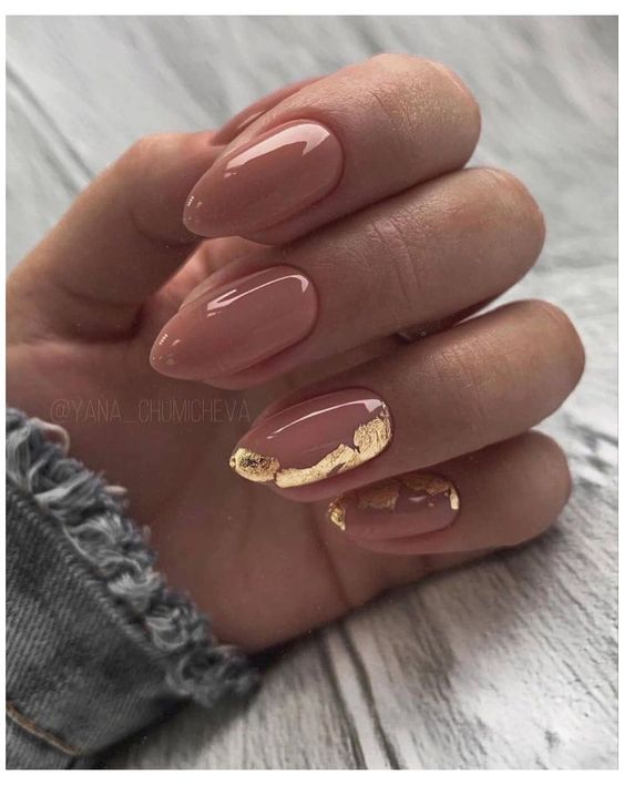 Top10: gyönyörű manikűr ötletek arannyal -  -  - arany, köröm, manikűr, minta, 