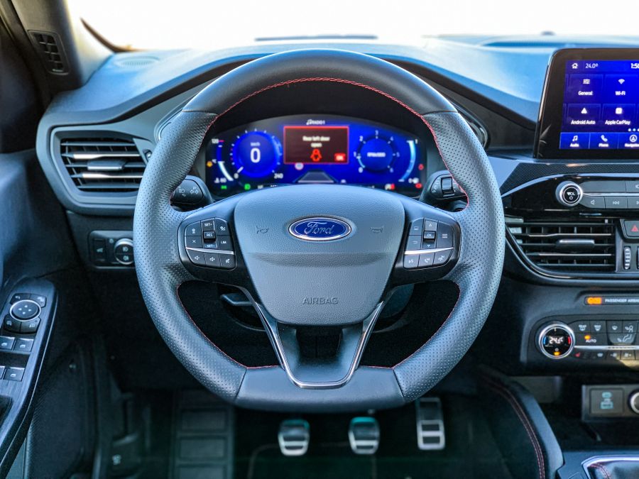 Hybrid is, dízel is – Ford Kuga 2.0 EcoBlue mHEV ST-Line X M6 - Autó & Motor - MOBILITY - Ford Kuga 2.0 EcoBlue mHEV ST-Line teszt, ford kuga 2020, ford kuga dízel  MHEV teszt, ford kuga EcoBlue teszt, Ford SUV teszt, 