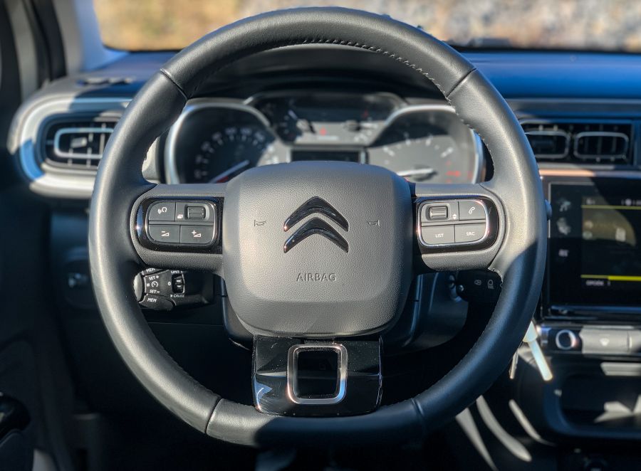 Légy boldog és ragyogj – Citroën C3 Shine Puretech 83 - Autó & Motor - MOBILITY - citroen c3, citroen c3 shine 83 teszt, citroen c3 teszt, 