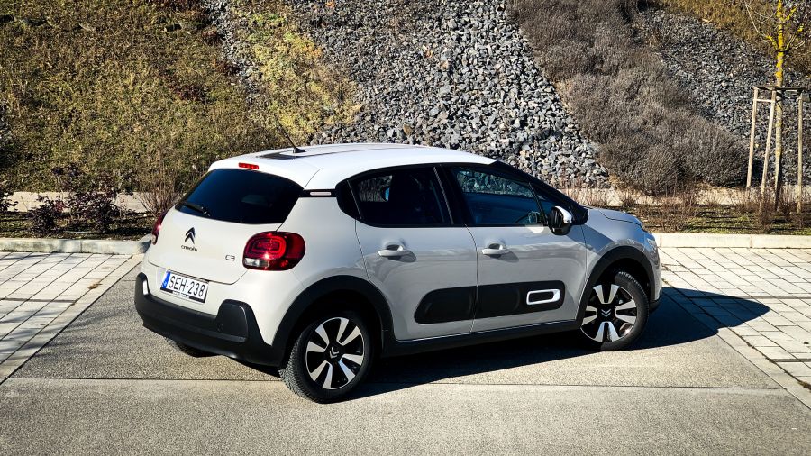 Légy boldog és ragyogj – Citroën C3 Shine Puretech 83 - Autó & Motor - MOBILITY - citroen c3, citroen c3 shine 83 teszt, citroen c3 teszt, 