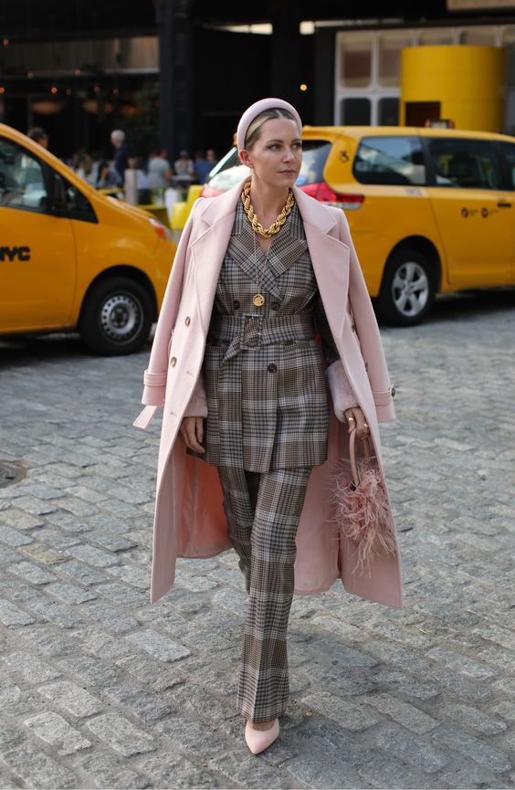 Stílusiskola: outfitek csodás rózsaszín árnyalatokkal -  -  - divat, outfit, rózsaszín, stílus, 