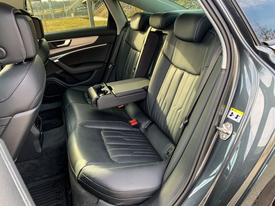 Igazgató úr – Audi A6 55 TFSI e quattro S tronic - Autó & Motor - MOBILITY - Audi A6 55 TSFI teszt, Audi A6 55TSFI e quatro S tronic teszt, Audi A6 teszt, Audi plug-in hybrid teszt,