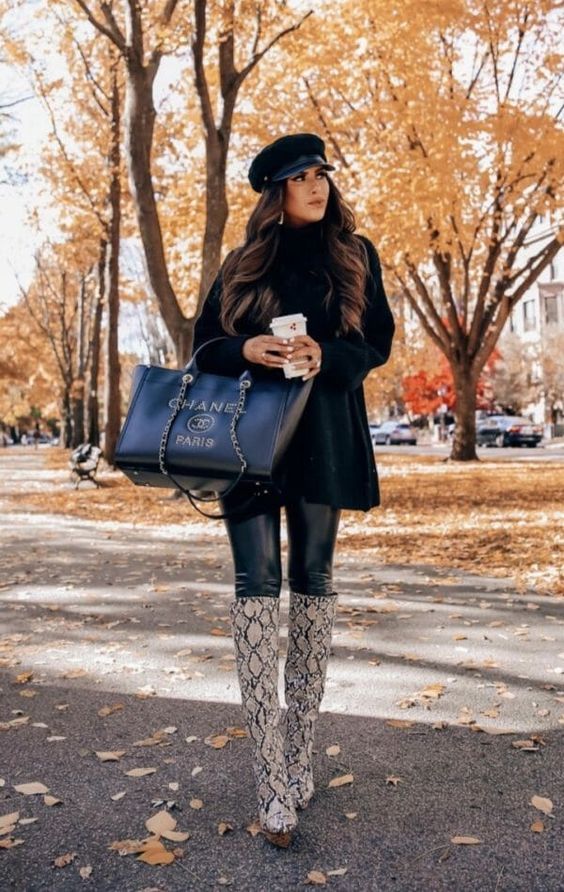 Stílusiskola - így viseld az alapdarabokat télen: combcsizma -  -  - combcsizma, divat, outfit, tél, 