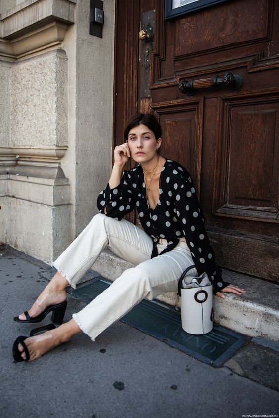 Stílusiskola: fekete-fehér szettek a tavaszi szezonra -  -  - divat, fehér, fekete, outfit, stílus, tavasz, 