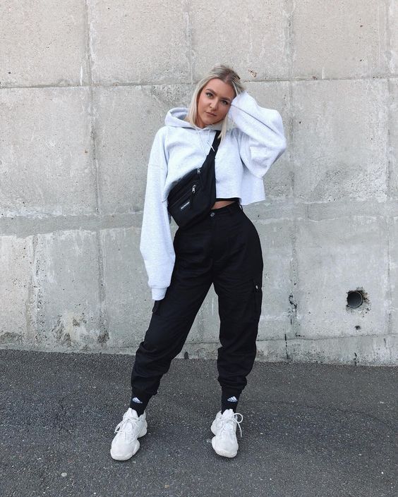 Stílusiskola: fekete-fehér szettek a tavaszi szezonra -  -  - divat, fehér, fekete, outfit, stílus, tavasz, 