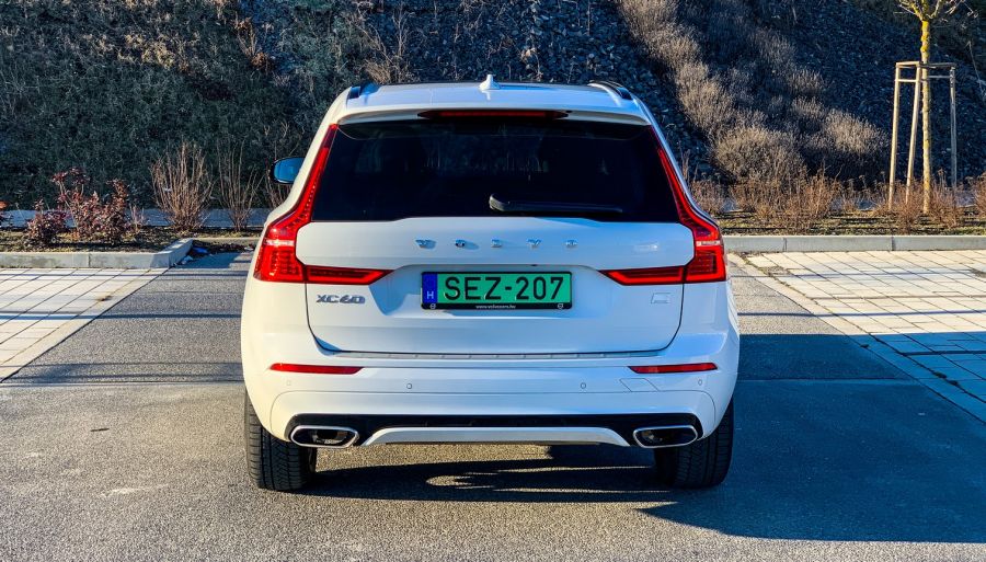 Életszerűre hangolva – Volvo XC60 T6 Recharge plug-in hybrid - Autó & Motor - MOBILITY - volvo xc60, Volvo XC60 plug-in hybrid teszt, Volvo XC60 T6 Recharge teszt, volvo xc60 teszt, 