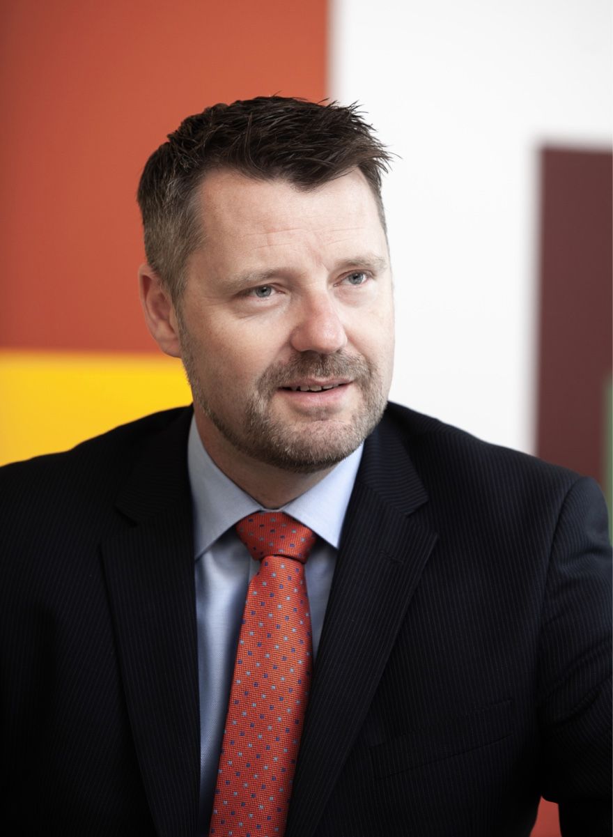 Minden gyerekem egyformán szeretem – interjú Andrew Presttel, a Wallis Automotive Europe Ügyvezetőjével - STYLELIFE - Interjúk - Andrew Prest riport, Isuzu, Jaguar, LAnd Rover, opel, ssangyong, WAE Andrew Prest interjú, wae cee kft, 