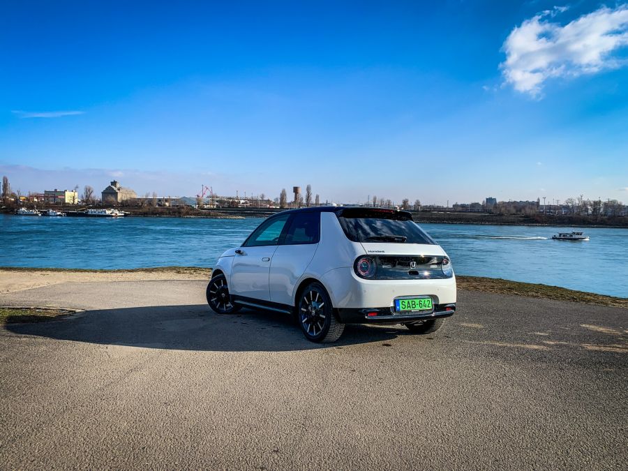 Honda e, mErt mEgérdEmlEm - Autó & Motor - MOBILITY - elektromos honda, honda e, Honda e teszt, 