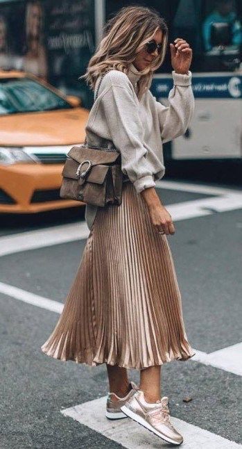 Stílusiskola: így viselj tavasszal sportcipőket szoknyákkal -  -  - divat, outfit, sportcipő, stílus, 