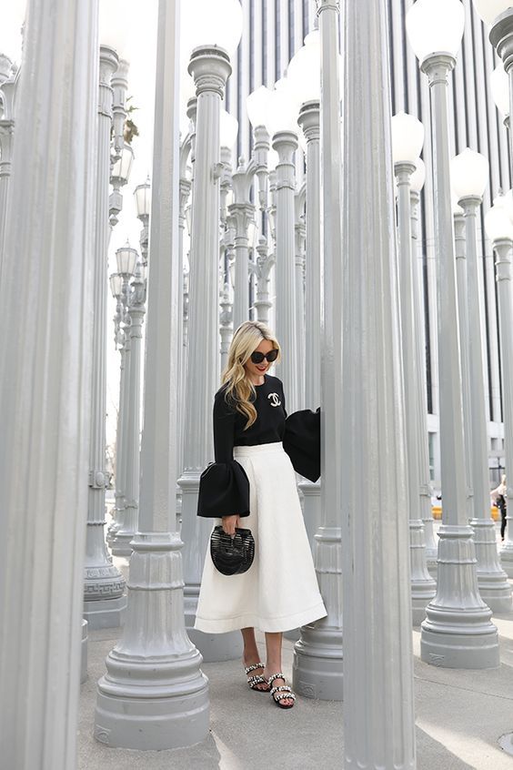 Stílusiskola: így lehetsz csinos tavasszal fekete-fehér szettekben -  -  - divat, fehér, fekete, stílus, tavasz, 