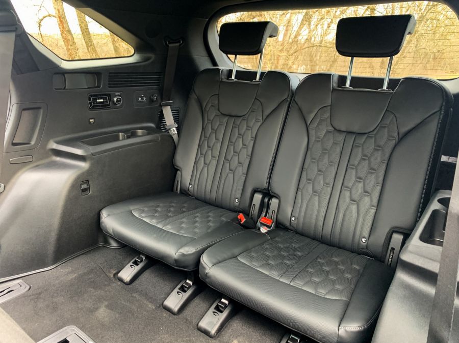 A KIA megérkezett, majd le is hagyott mindenkit – KIA Sorento 230 Hybrid - Autó & Motor - MOBILITY - kia sorento, kia sorento 230 hybrid teszt, sorento 2021 teszt, sorento hybrid teszt, sorento teszt, 