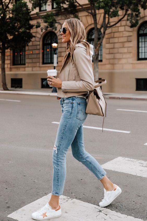 Stílusiskola: bőrdzsekik és kapucnis pulcsik, a tökéletes kombináció -  -  - bőrdzseki, divat, kapucnis pulcsi, outfit, stílus, 