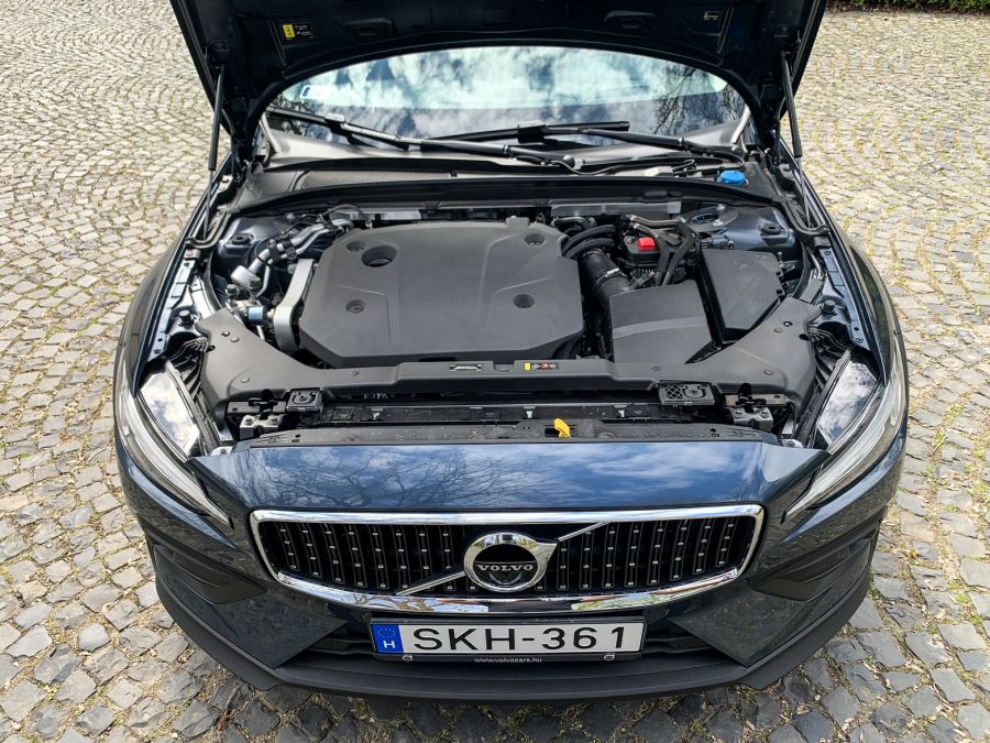 Klasszikus értékek új köntösben – Volvo V60 Cross Country B4 AWD - Autó & Motor - MOBILITY - Cross country B4 AWD tesztV60, v60 CC dízel teszt, v60 cross country, volvo v60, Volvo V60 Cross Country teszt, Volvo v60 dízel teszt, 