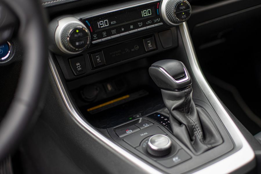 Black Cars Matter – Toyota Rav4 Black Edition - Autó & Motor - MOBILITY - rav4 2021, rav4 black edition, Rav4 black edition teszt, rav4 toyota, Toyota rav4 full-hybrid teszt, Toyota rav4 hybrid teszt, 