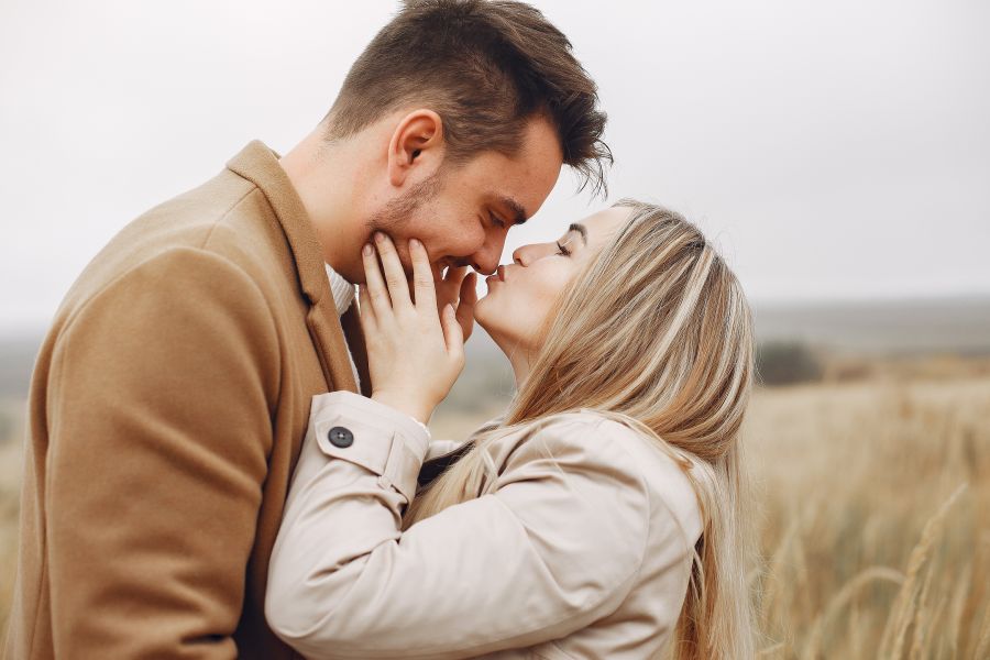 Férfiszempont: A nő csábít, a férfi hódít -  -  - csábítás, férfiszemmel, férfiszempont, hódítás, párkapcsolat, 