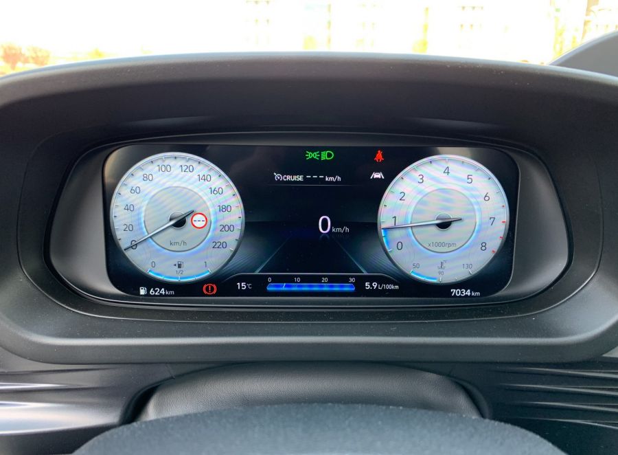 Kontrasztok - Hyundai i20 Comfort 1.2MPI - Autó & Motor - MOBILITY - hyundai, hyundai i20, hyundai i20 1.2 MPI teszt, hyundai i20 Comfort teszt, i20 hyundai, i20 teszt, 