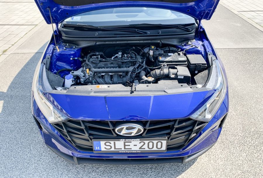 Kontrasztok - Hyundai i20 Comfort 1.2MPI - Autó & Motor - MOBILITY - hyundai, hyundai i20, hyundai i20 1.2 MPI teszt, hyundai i20 Comfort teszt, i20 hyundai, i20 teszt, 