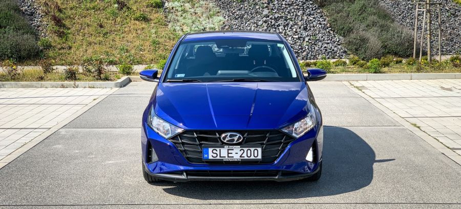 Kontrasztok - Hyundai i20 Comfort 1.2MPI - Autó & Motor - MOBILITY - hyundai, hyundai i20, hyundai i20 1.2 MPI teszt, hyundai i20 Comfort teszt, i20 hyundai, i20 teszt, 