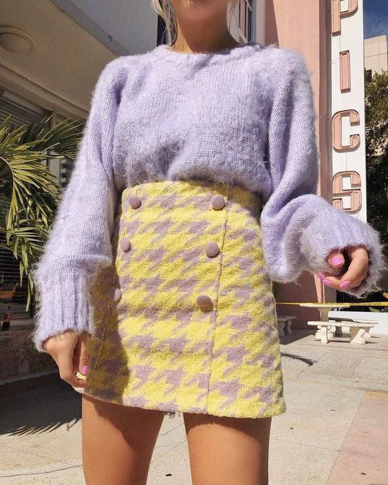 Stílusikola: viselj lilát sárgával -  -  - divat, lila, outfit, sárga, stílus, színes, 