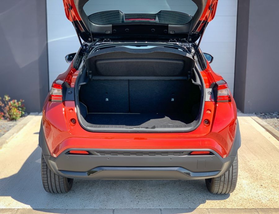 Szebb, divatosabb, drágább – Nissan Juke DIG-T N-Design - Autó & Motor - MOBILITY - juke 1.0 teszt, juke 2021 teszt, juke benzines teszt, juke manuális teszt, nissan juke teszt, 