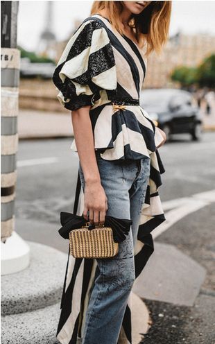 Stílusiskola: a tavaszi-nyári szezon kedvencei a fodros felsők -  -  - divat, fodros, fodros felső, outfit, stílus, 