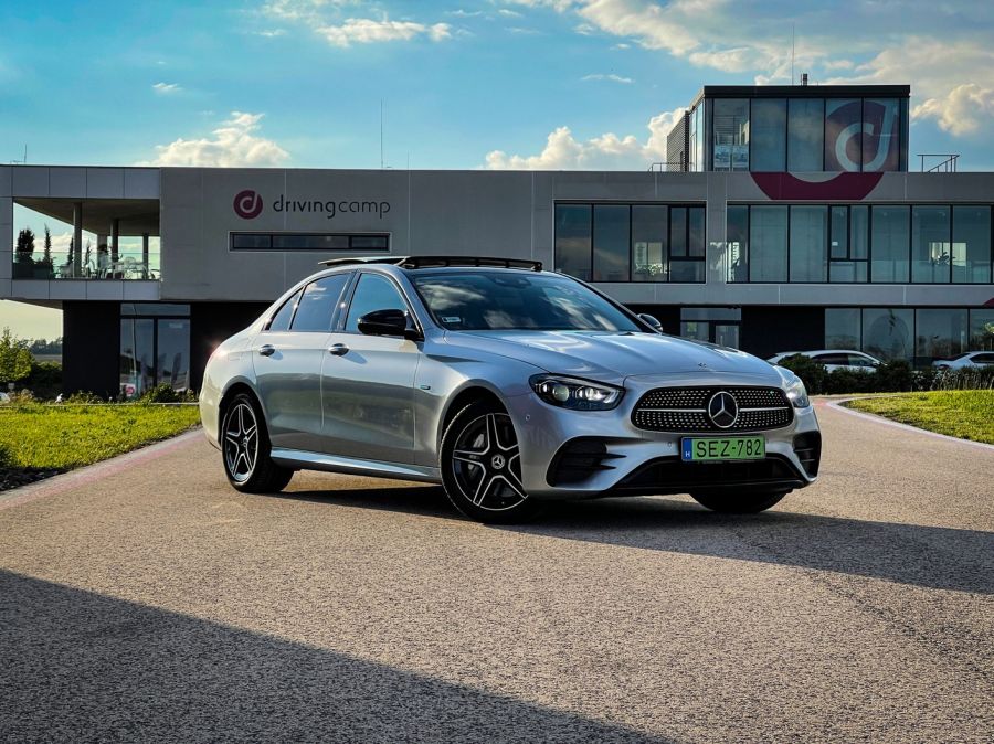 Lassan mondom, hogy mindenki megértsE – Mercedes E300e plug-in hybrid - Autó & Motor - MOBILITY - 2021 Mercedes E300e, e300 hybrid, e300e, Mercedes E classe, Mercedes E teszt, Mercedes E300e plug-in hybrid teszt, mercedes hybrid teszt, mercedes-benz E300e plug-in teszt, 