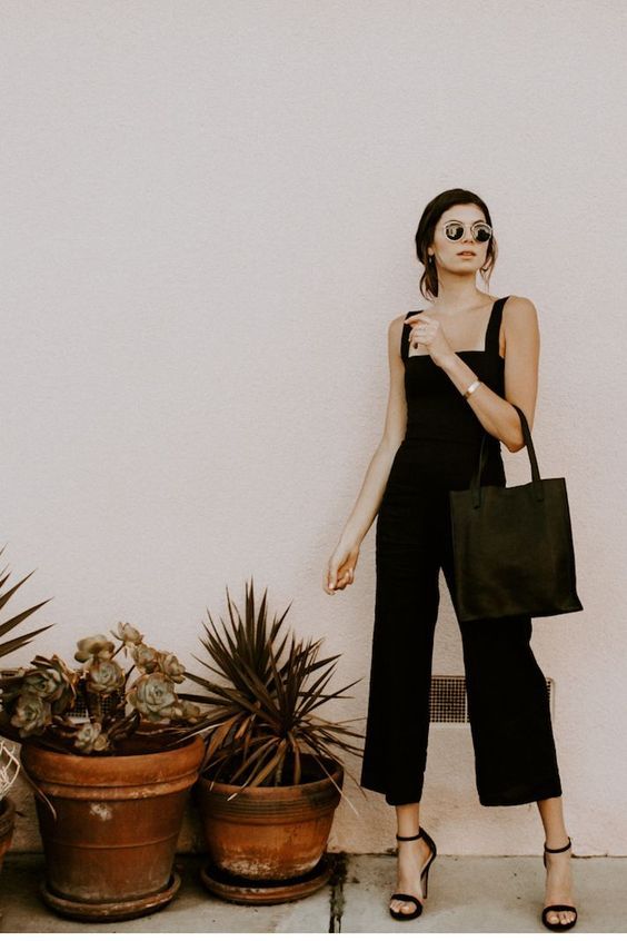 Stílusiskola: fekete outfitek a nyári szezonra -  -  - divat, fekete, nyár, outfit, stílus, 