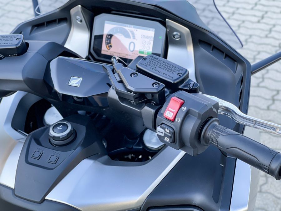 A robogómotorkerékpár – Honda Forza 750 - Autó & Motor - MOBILITY - Forza 750 teszt, Honda Forza, Honda forza 2021 teszt, Honda Forza 750, Honda robogó teszt, 