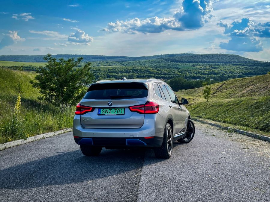 Így kell a hiányt pótolni – BMW iX3 - Autó & Motor - MOBILITY - BMW elektromos SUV, BMW iX3, BMW iX3 teszt, ix3 teszt, 