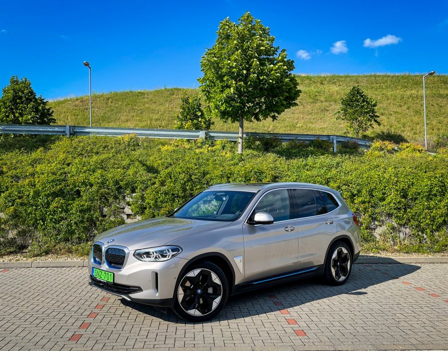 Így kell a hiányt pótolni – BMW iX3 - Autó & Motor - MOBILITY - BMW elektromos SUV, BMW iX3, BMW iX3 teszt, ix3 teszt, 