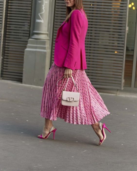 Stílususikola: így viselj nyáron pliszírozott szoknyákat -  -  - divat, nyár, pliszírozott szoknya, stílus, szoknya, szoknya divat 2021, 