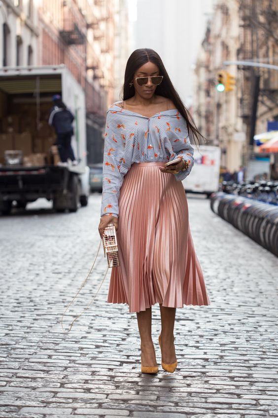 Stílususikola: így viselj nyáron pliszírozott szoknyákat -  -  - divat, nyár, pliszírozott szoknya, stílus, szoknya, szoknya divat 2021, 