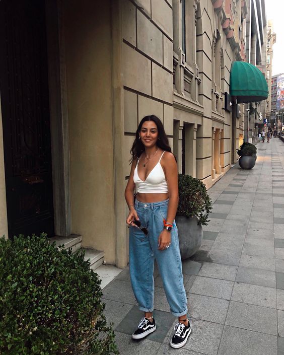 Stílusiskola: nyáron így viselj farmernadrágokat -  -  - divat, farmer, farmernadrág, outfit, stílus, 