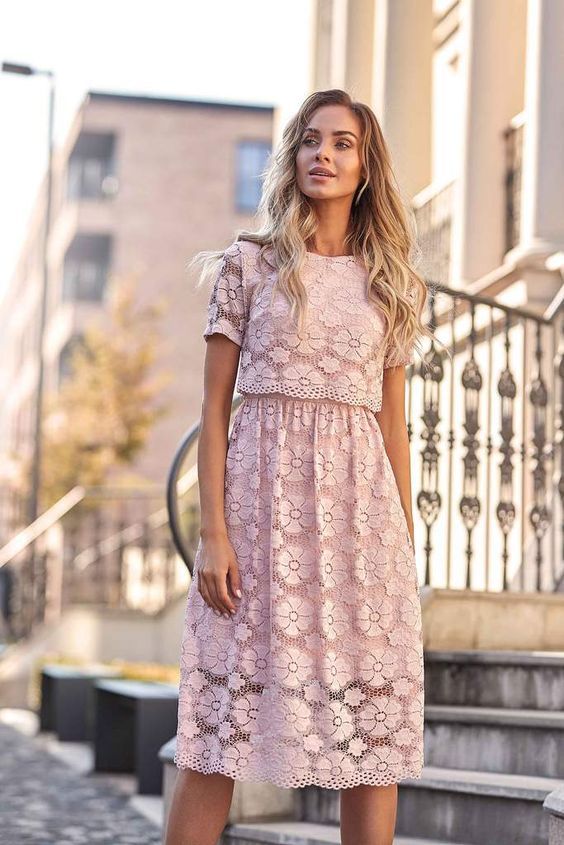 Stílusiskola: így viselj púderrózsaszínt -  -  - divat, outfit, púderrózsaszín, rózsaszín, 