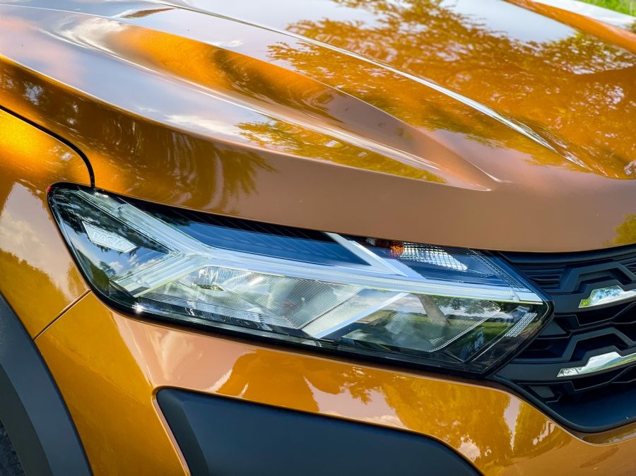 Tényleg ez a low-cost? – Dacia Sandero Stepway Comfort TCe 90 CVT - Autó & Motor - MOBILITY - dacia sandero, sandero 2021, sandero stepway, sandero stepway 2021, sandero stepway confort rce 90 cvt teszt, sandero stepway teszt, sandero teszt, 